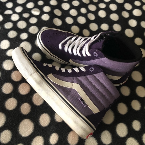 lizzie armanto sk8 hi pro